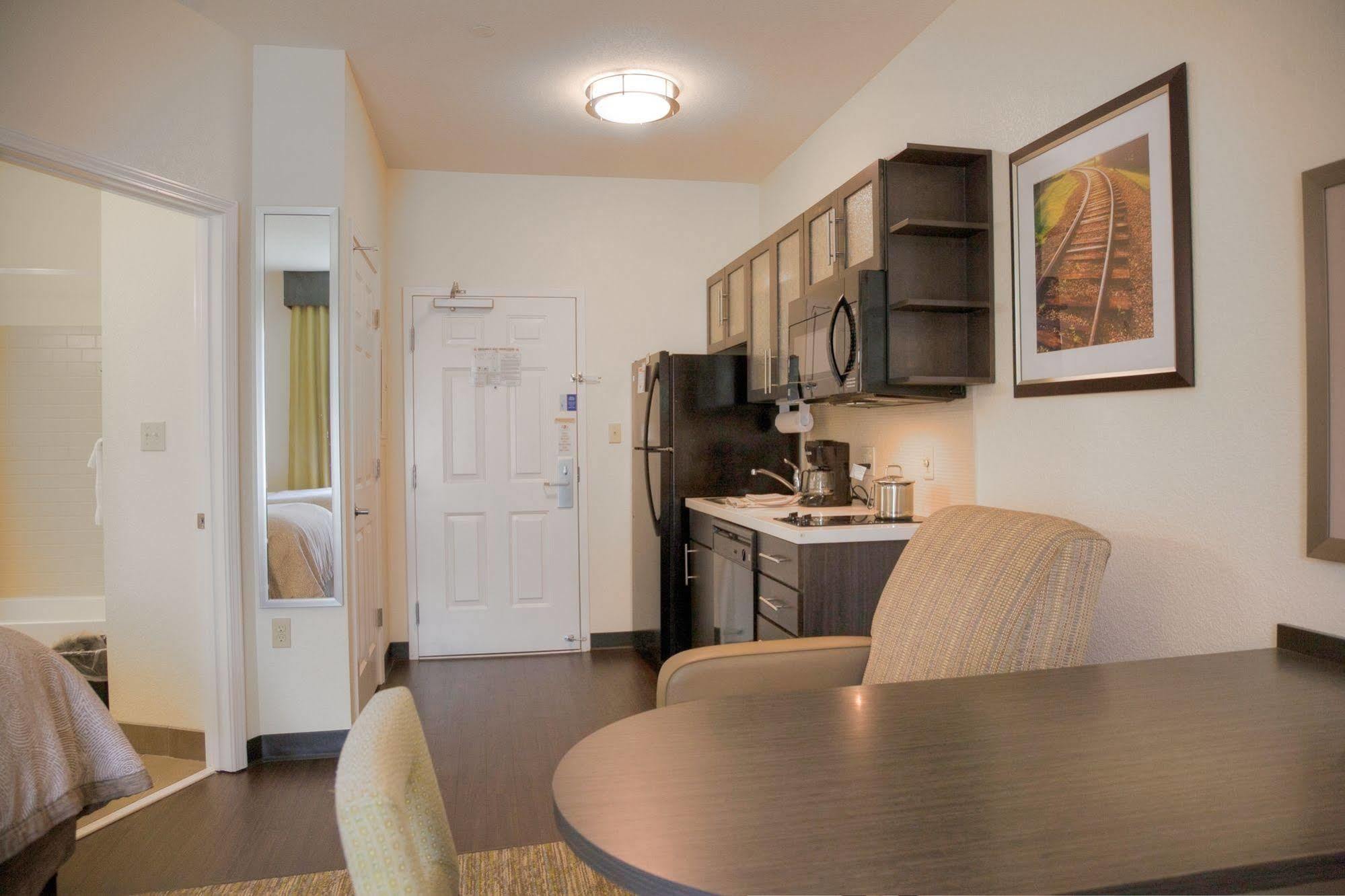 Candlewood Suites Alexandria By Ihg Dış mekan fotoğraf